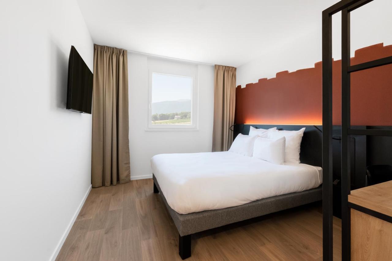 B&B Hotel Nyon Luaran gambar